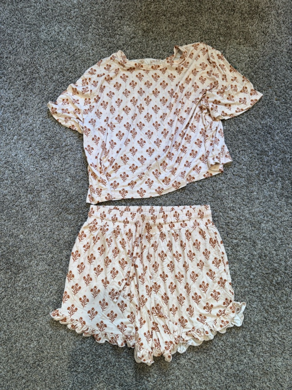 Silks Women's Two-Piece Sleep Set